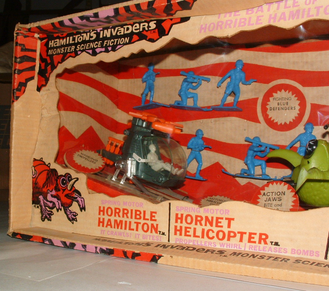 TOY STAMP & 1960s REMCO HAMILTON'S INVADERS DELUXE PLAYSET UNUSED IN
